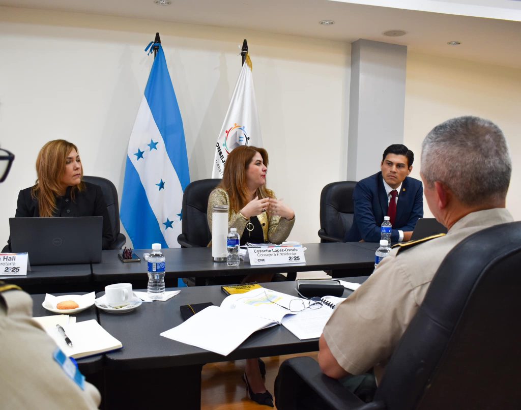Honduras: denuncias por fraude electoral presunto agitan el escenario político