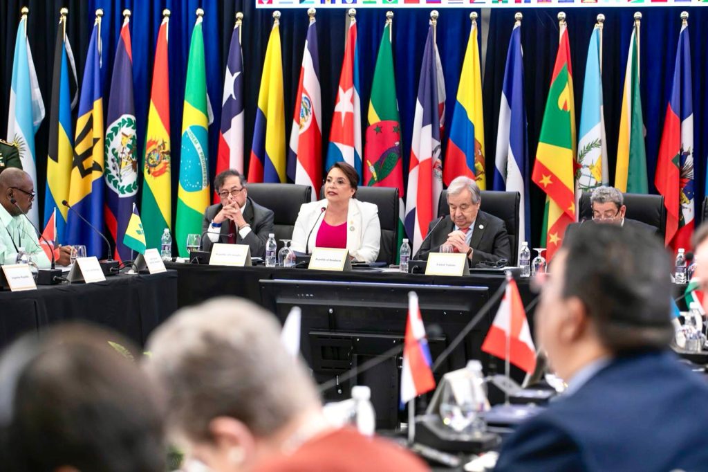 Transparencia en entredicho: gastos ocultos del gobierno hondureño en la CELAC