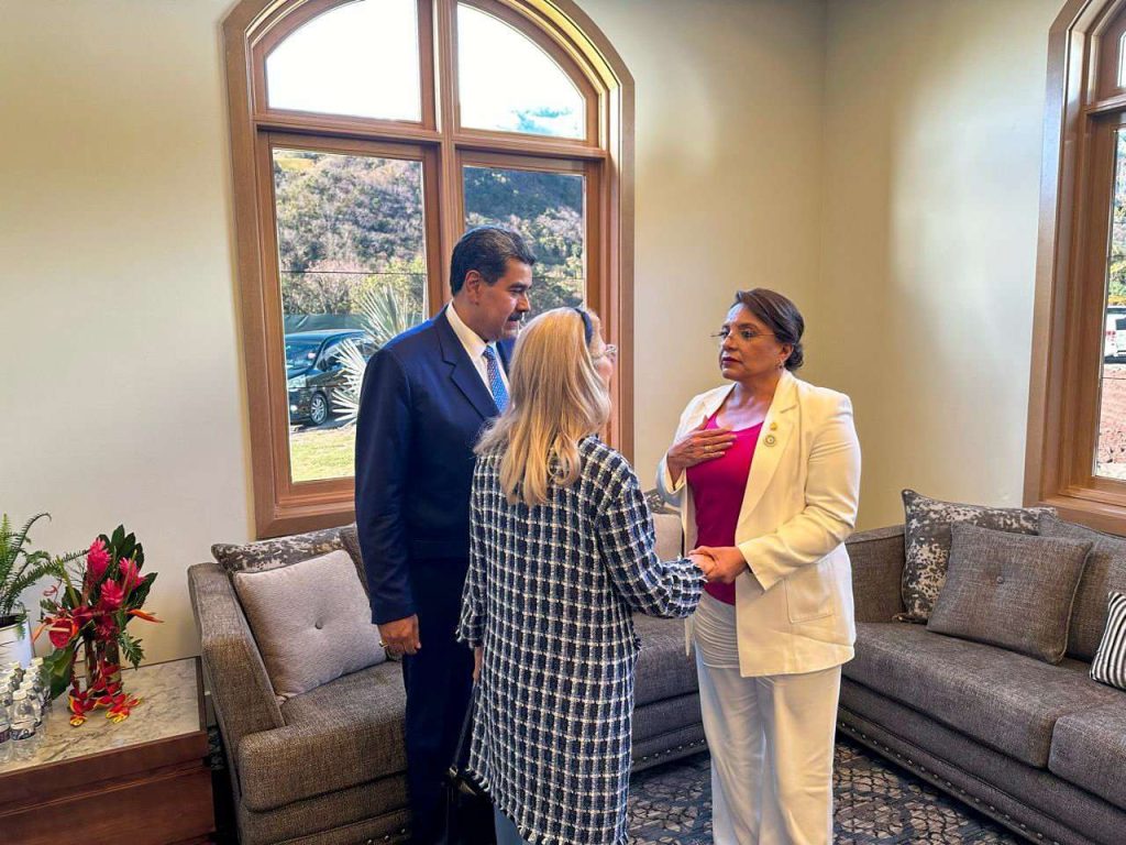 Cooperación con Venezuela revive polémica sobre economía y gobernabilidad en Honduras
