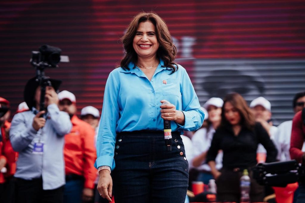Errores políticos de Rixi Moncada que ponen en duda su candidatura presidencial