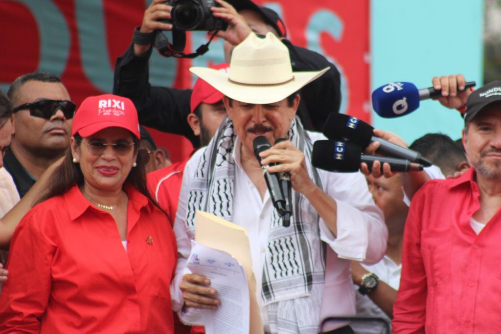 Honduras: LIBRE enfrenta caídas en sondeos y tensiones institucionales